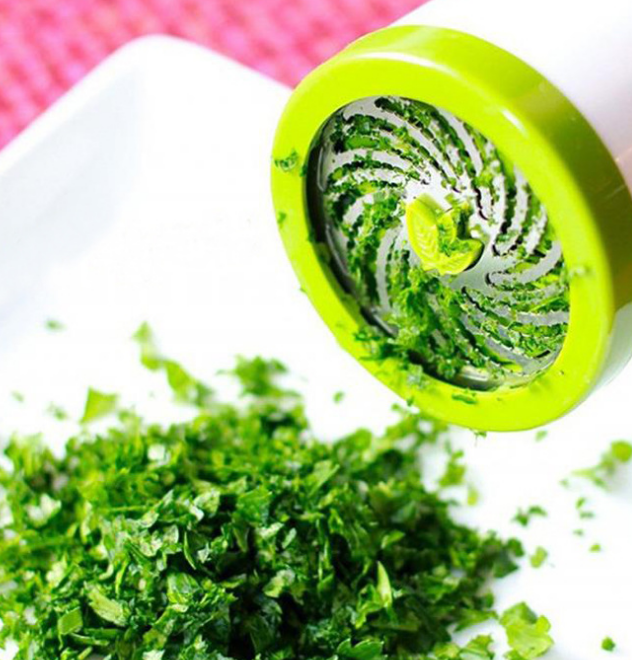 Spice Mill Parsley Shredder - Kitchen Gadgets -  Trend Goods