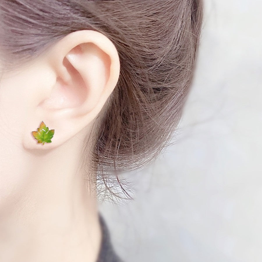 Green Maple Leaf Earrings - Earrings -  Trend Goods