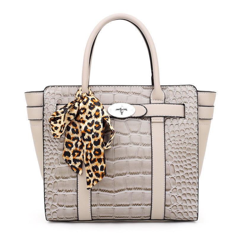 Women's Handbag - Handbags -  Trend Goods