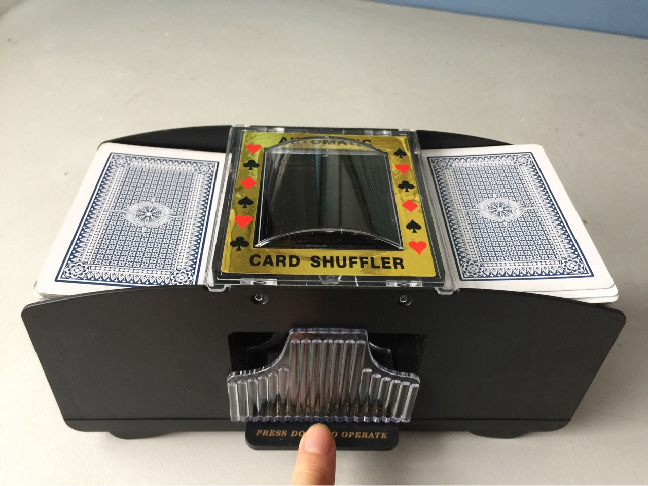 Automatic playing card shuffler - Card Game Accessories -  Trend Goods