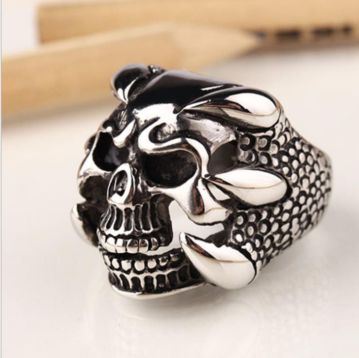 Luminous Skull Spike Ring - Rings -  Trend Goods