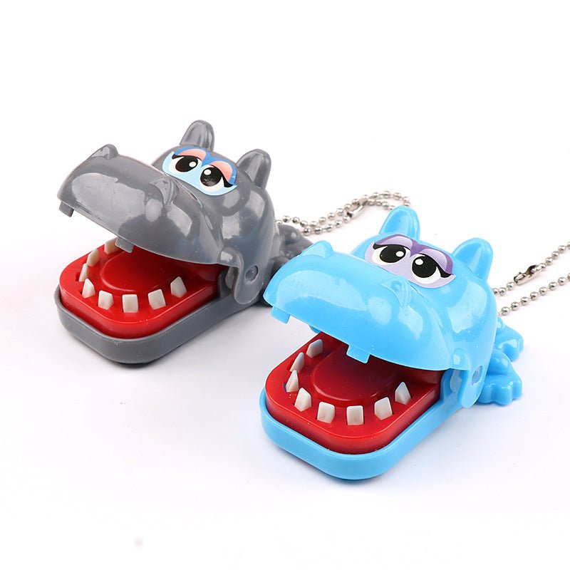 Biting hand shark biting finger toy - Toys -  Trend Goods