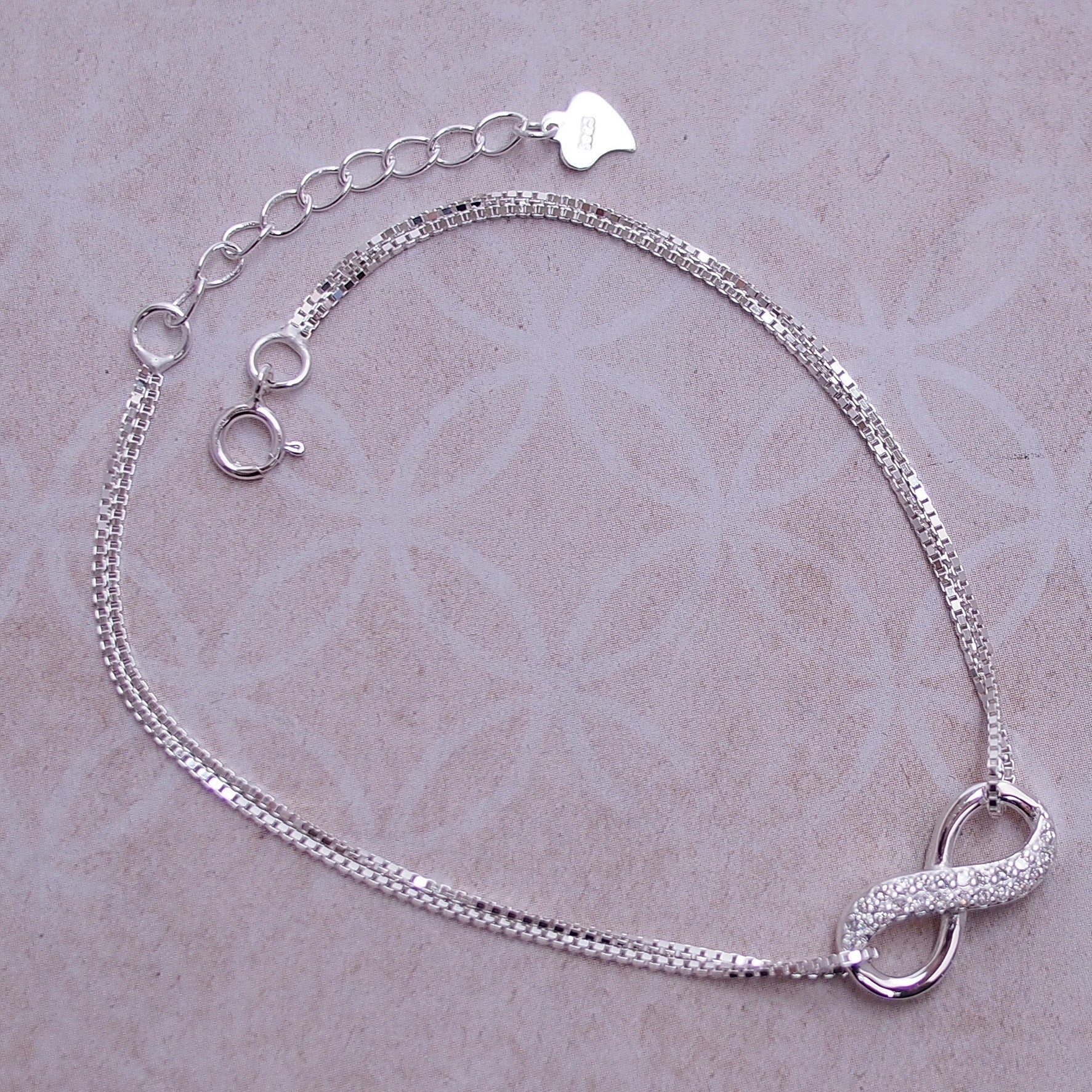 Infinite Silver Lucky Bracelet - Bracelets -  Trend Goods