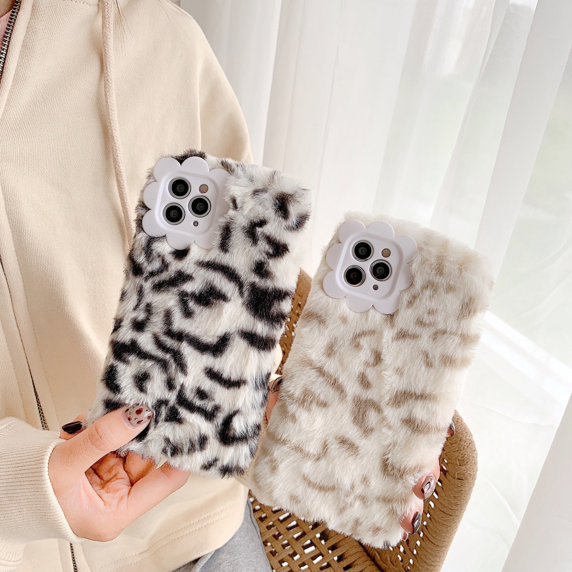 Leopard print plush mobile phone case for iphone - Phone Cases -  Trend Goods